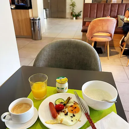 Hotel Oden Paris Ivry-sur-Seine